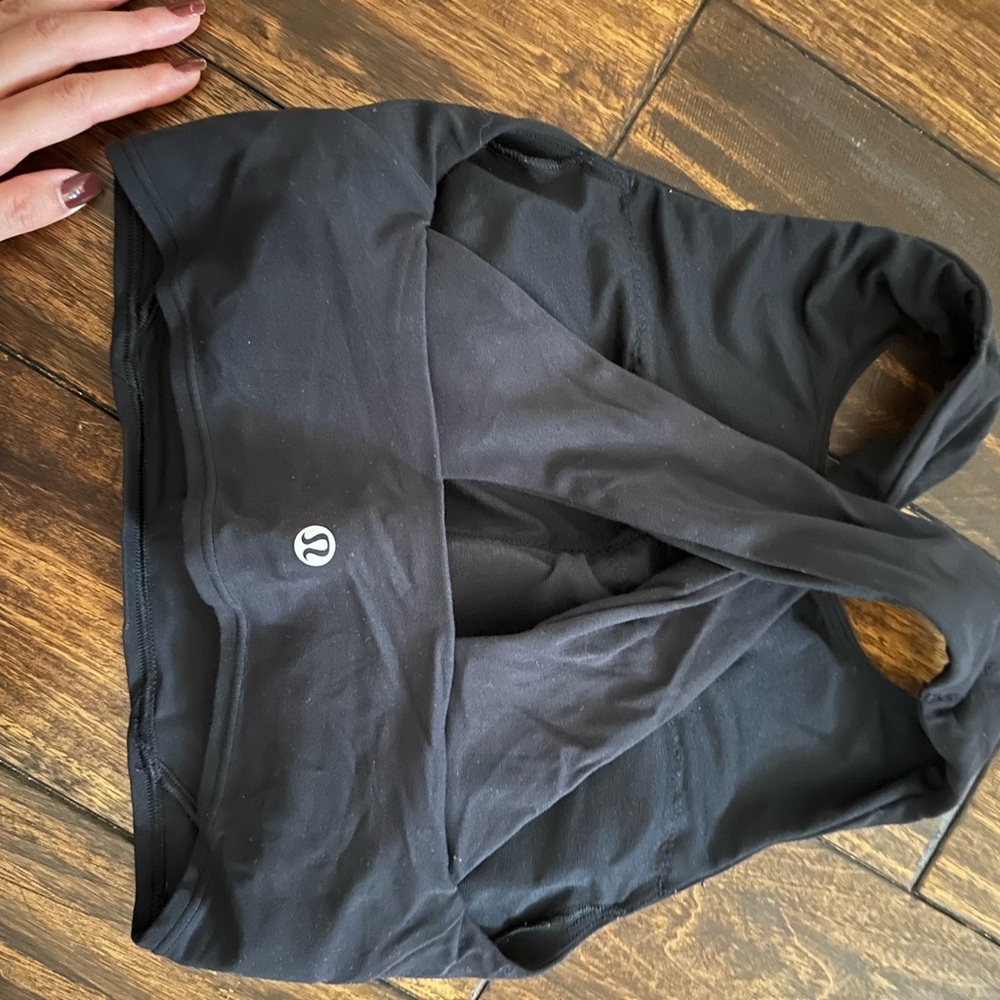 Lululemon sports bra